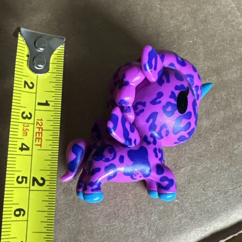 Leora Unicorno figure Neon Star by tokidoki collection‎ 2 in Rare Purple Cheetah